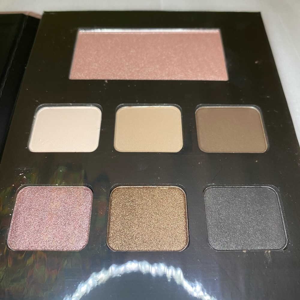 Belk Beauty Eyeshadow and Face Palette in Charlotte